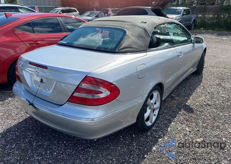 2005 Mercedes-Benz Clk 320 z USA, uszkodzony, nr VIN WDBTK65GX5T052787